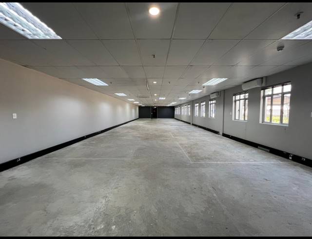 6,242M² WAREHOUSE TO LET IN RANDJESPARK